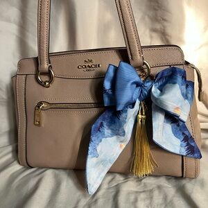 Blue Scarf Accent charm / keychainwith gold tassels